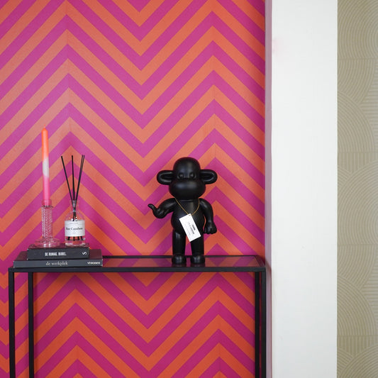 Ornament - Hang loose Aap Beeld  'The Legend' - Polyresin - Zwart - 20,5x13,5x35cm