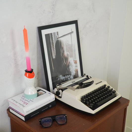 Kaarshouder - Kandelaar - Vis - Dolomiet - Mintgroen/Wit/Oranje - 7x7x16,5cm