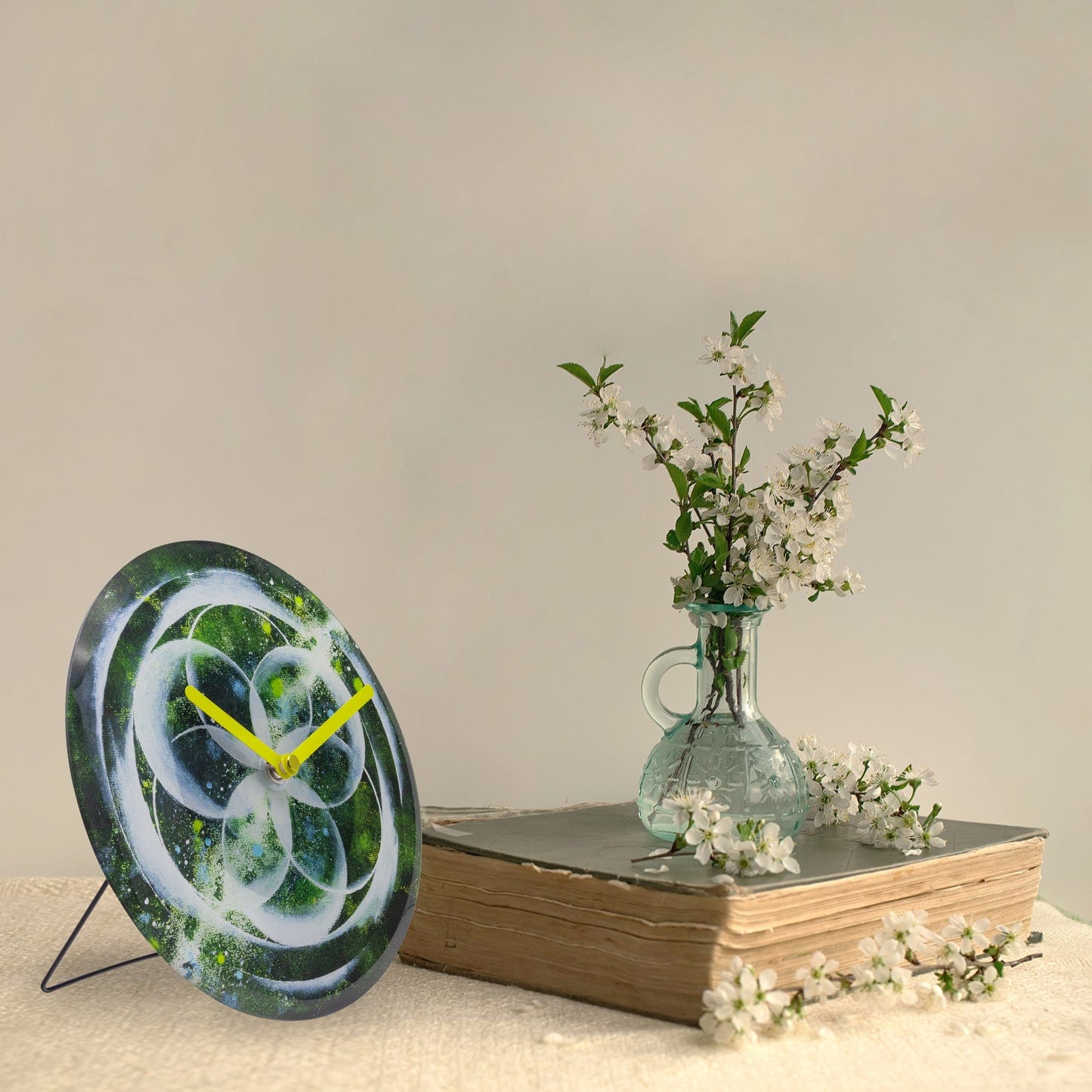 Table/Wall clock 20cm - Silent - Green - Tempered Glass - "Cosmo Table"