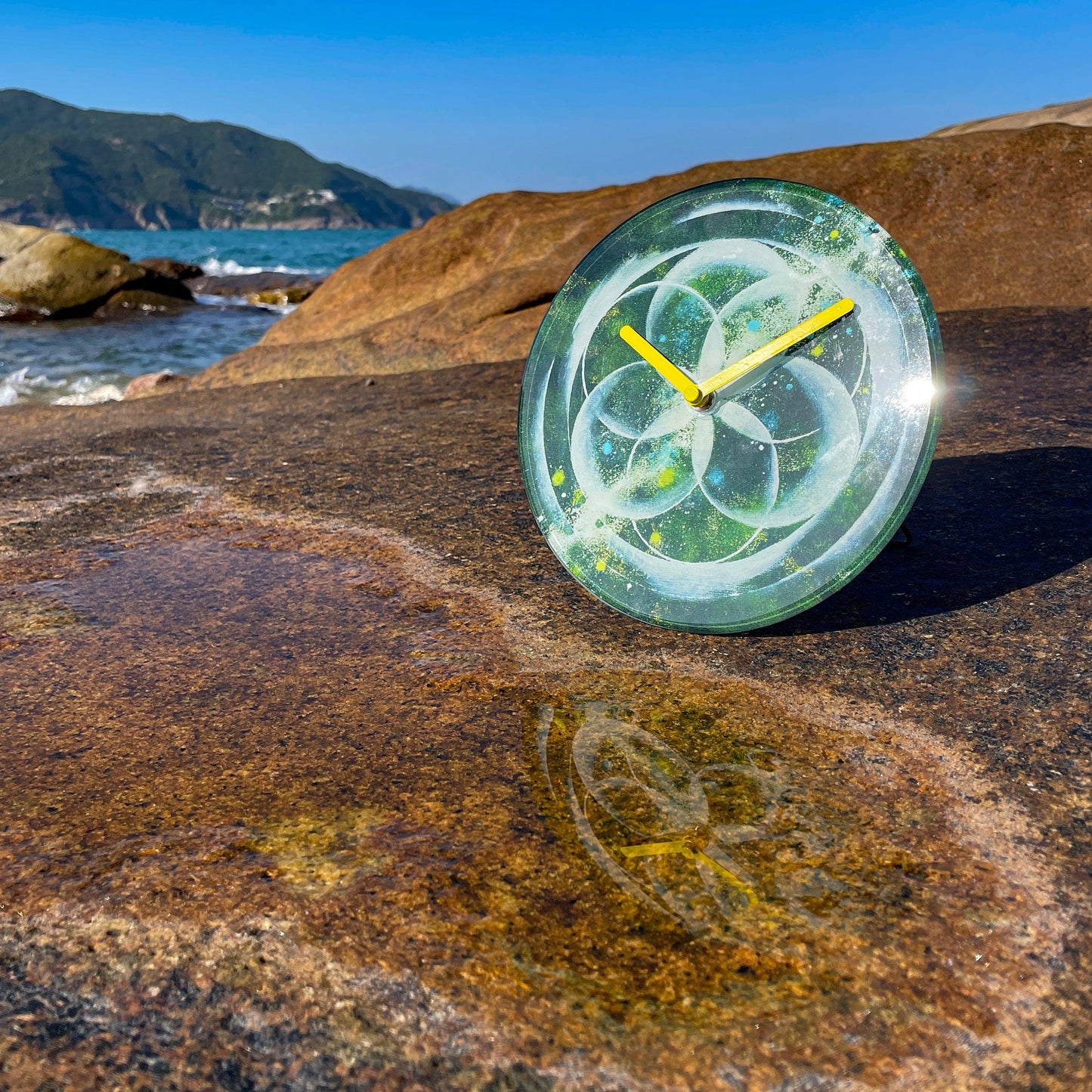 Table/Wall clock 20cm - Silent - Green - Tempered Glass - "Cosmo Table"