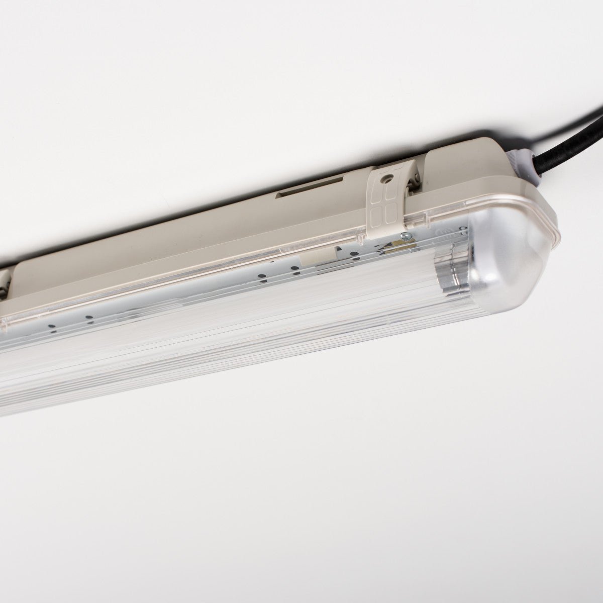 LED's Light LED TL lamp met sensor 150 cm - Bewegingssensor en nachtsensor - Waterdicht - 3100 lm