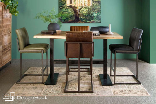 Barkruk Tower Living Ferro