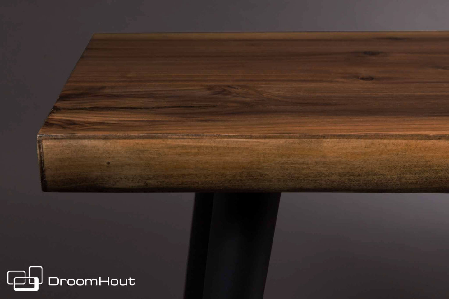 Eettafel noten Dutchbone Alagon (ook met eetkamerbank)