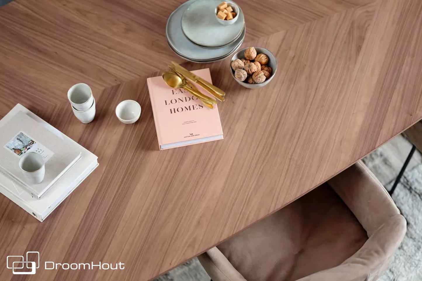 Eettafel Dolmen Oval - 100 x 240cm - walnoot - showroommodel