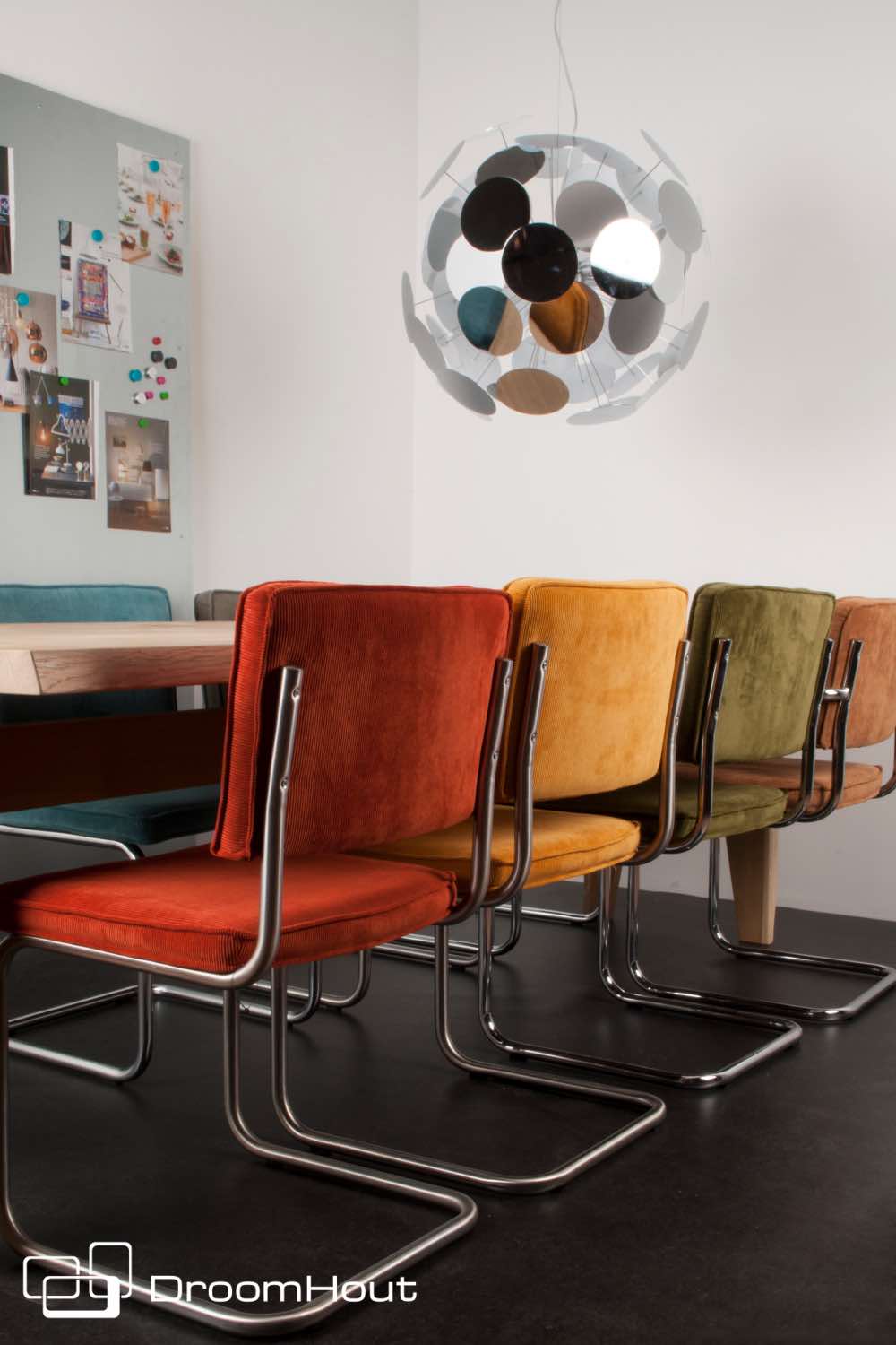 Stoel Zuiver Ridge Rib Chromed frame grey - showroommodel