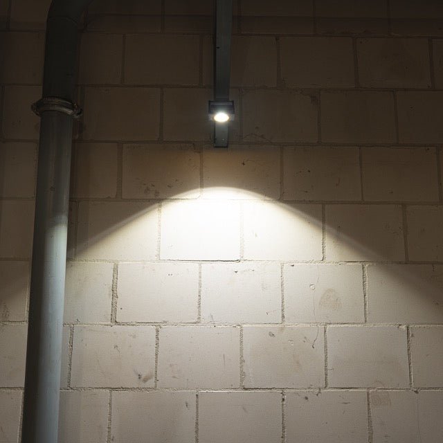 LED's Work Compacte LED Werklamp 1000 - Met oplaadbare accu – Dimbaar in 10 stappen – IP65