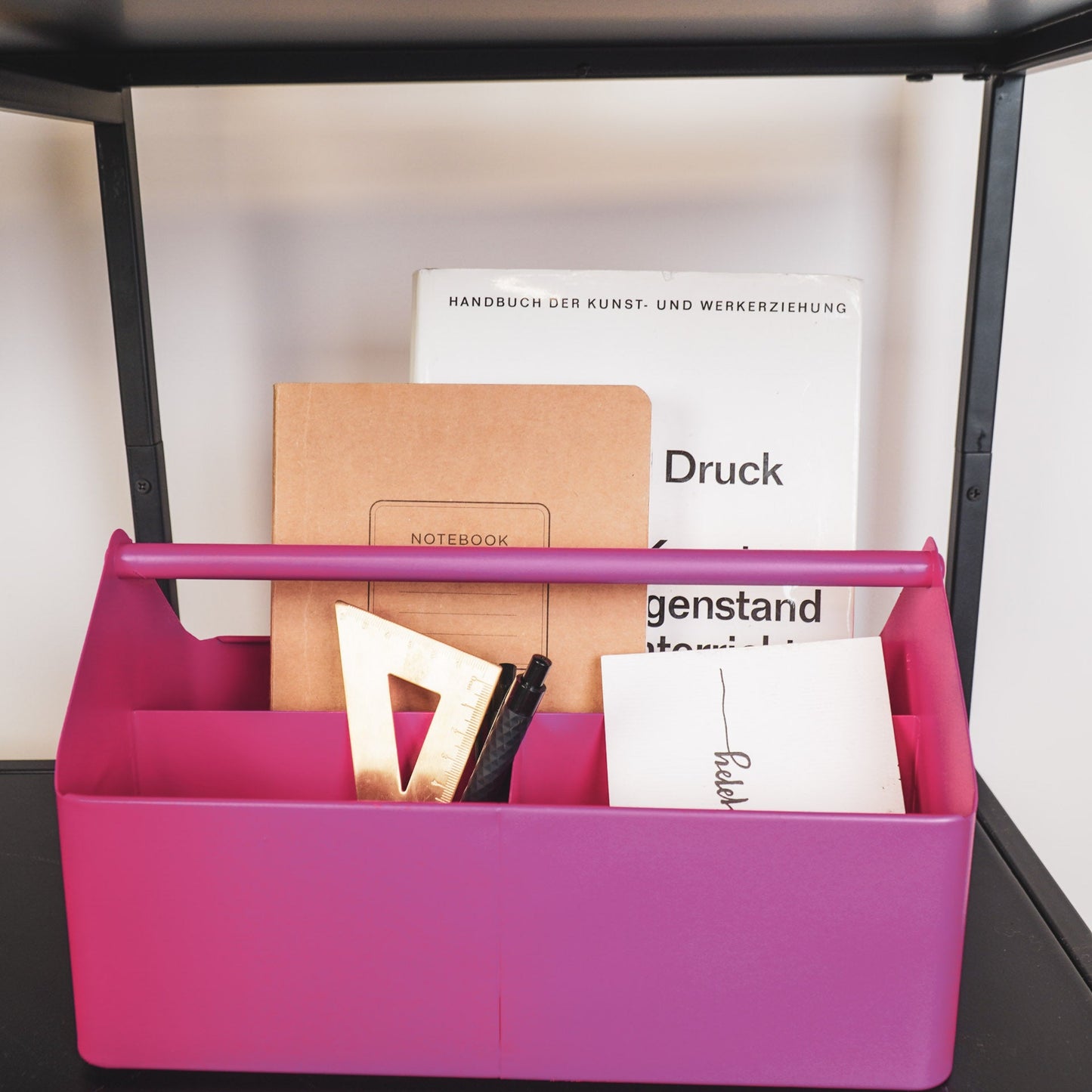 Metalen Bak met Vakken  - Organizer - Metaal - Roze - 30x17x17cm