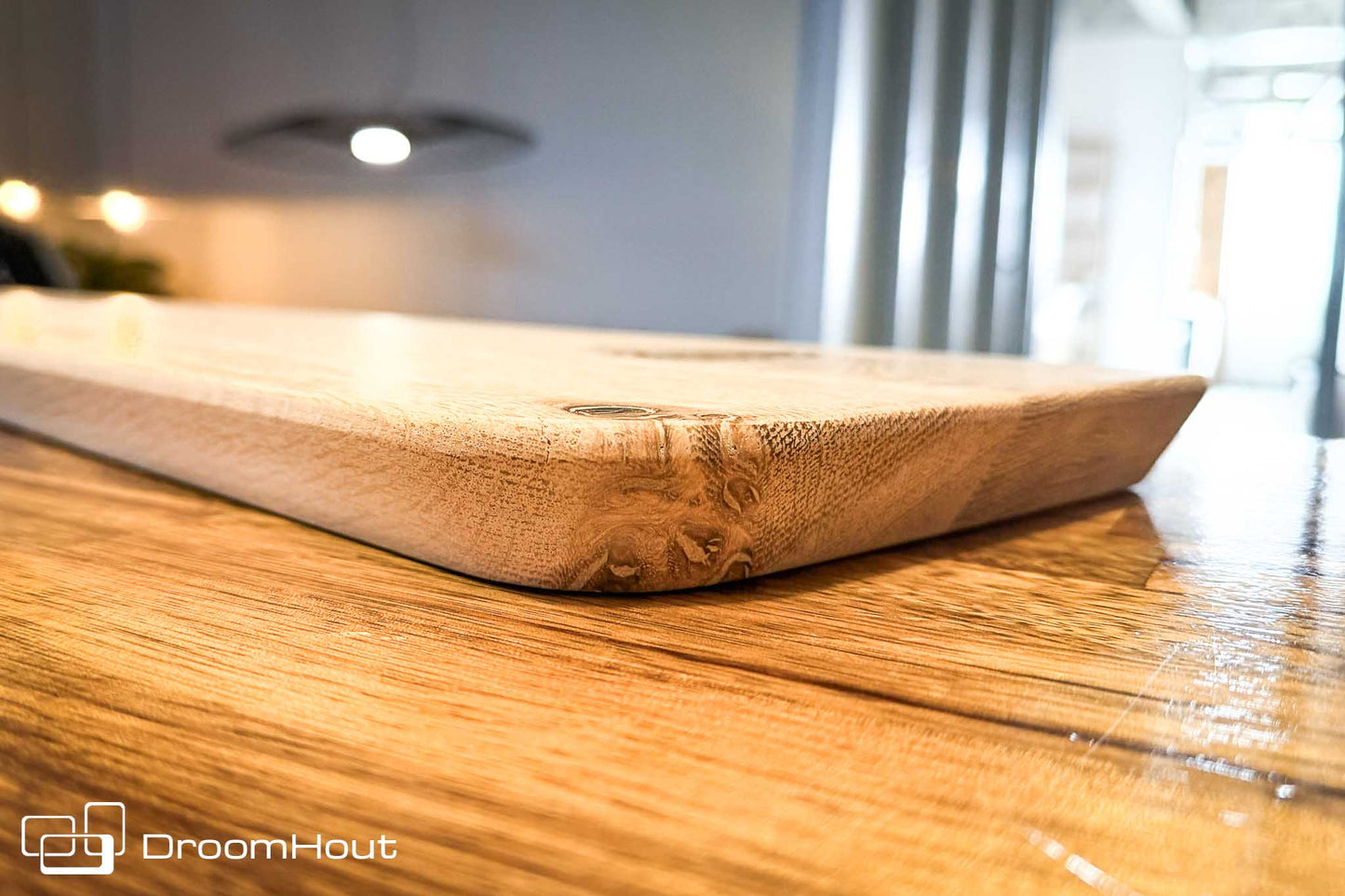 Houten wandplank  (facet rand, ronde hoek)
