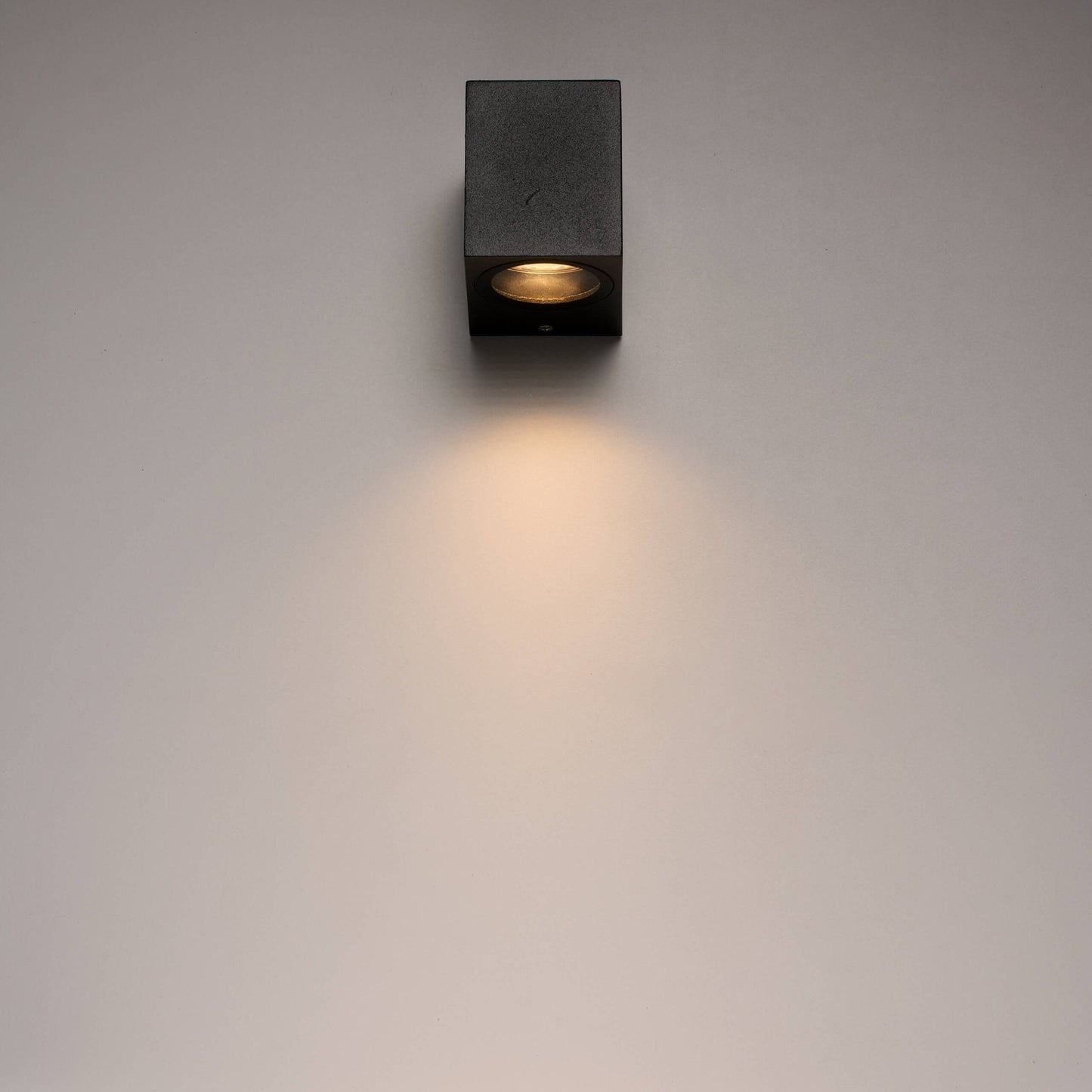 NØRD Down - LED's Light LED Wandlamp Buiten met GU10 fitting - Vierkant - IP44 - Zwart - Model Rome
