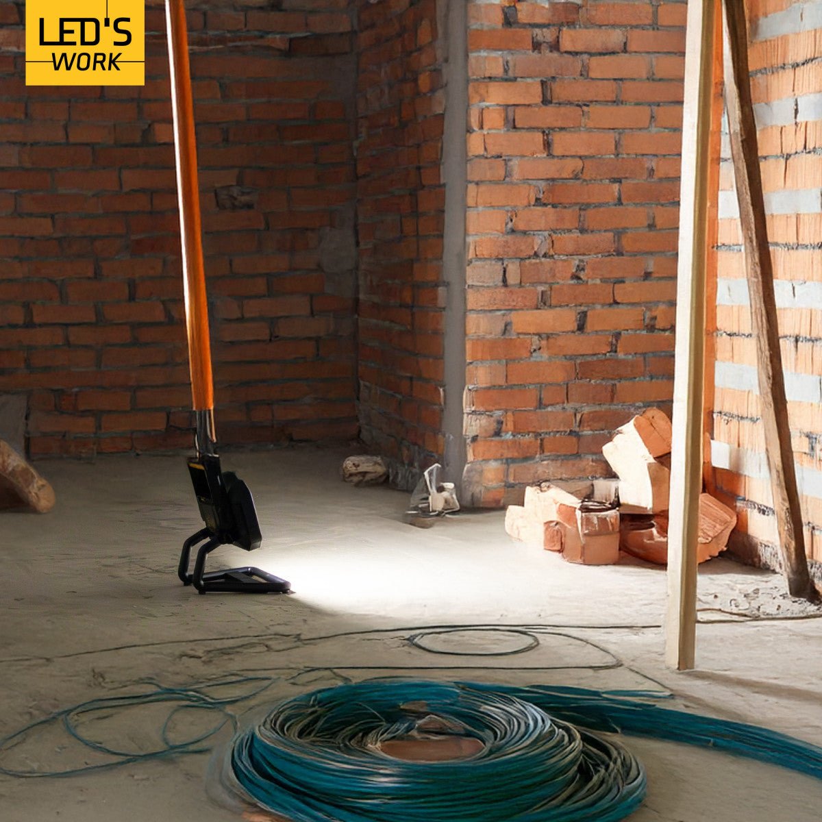 LED's Work LED Bouwlamp oplaadbaar 20W 2000lm - Werkt draadloos op accu - Stof- en waterdicht